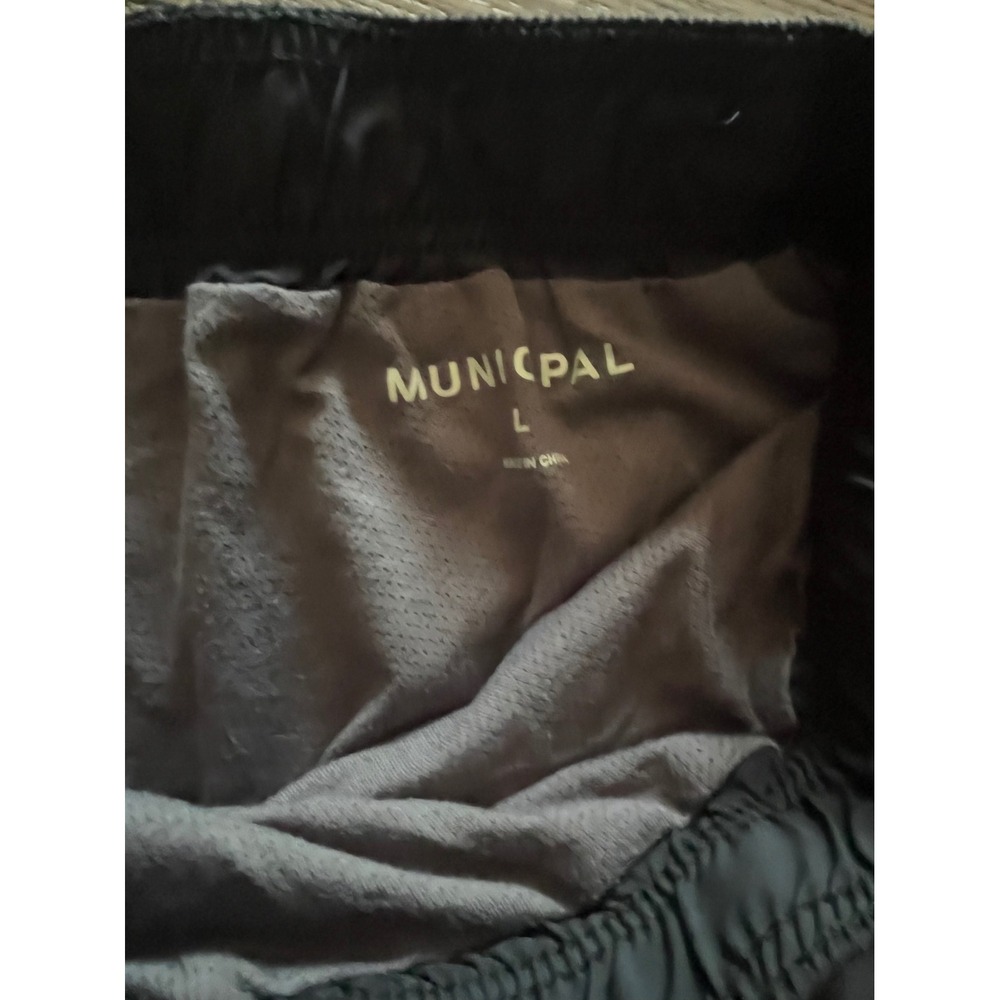 Municipal Little Caesars Mens Black Shorts Size Large Mesh Lined Zip Pocket - Picture 4 of 6